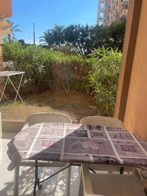 Appartement rdc en résidence avec piscine Cannes Exterior foto